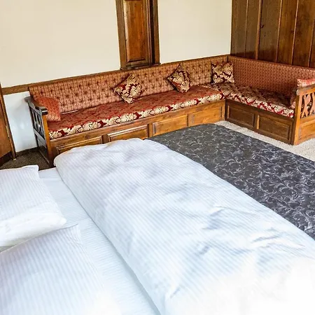 Hacirifatlarkonagi ホテル